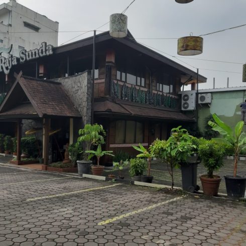 kontraktor baja, kontraktor konstruksi baja, kontaktor struktur baja, kontraktor bangunan baja, kontraktor besi baja, kontraktor baja restoran food court
